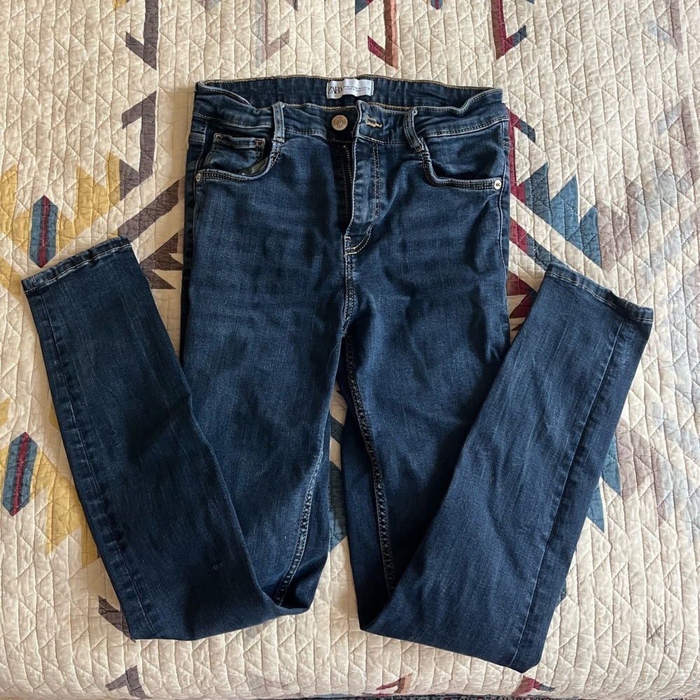 Zara Dark Wash Skinny Jeans